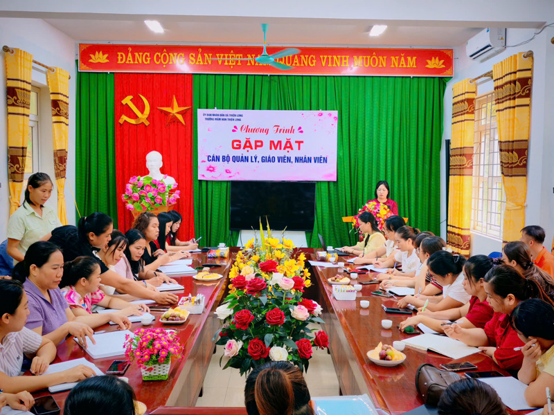 Gặp mặt CBQL, Giáo viên, nhân viên sau sát nhập đầu năm học 2026 - 2027