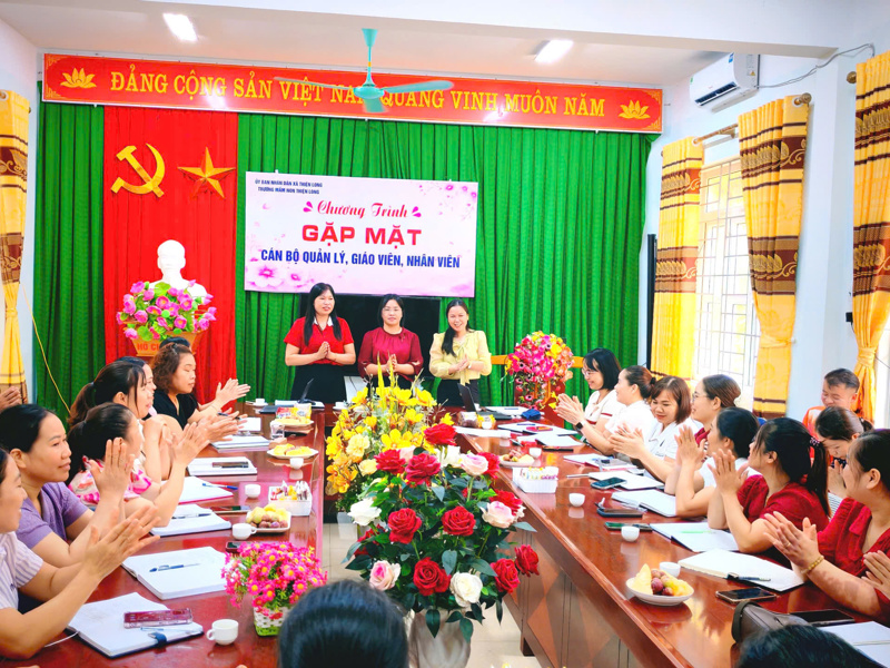 Gặp mặt đầu năm